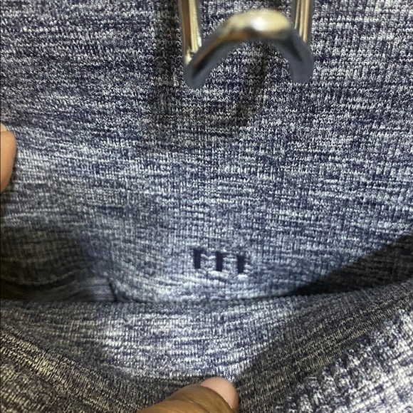 Lululemon Balance & Resist 7/8 Tight (25")
Midnight Navy / White / Psychic - Picture 8 of 9